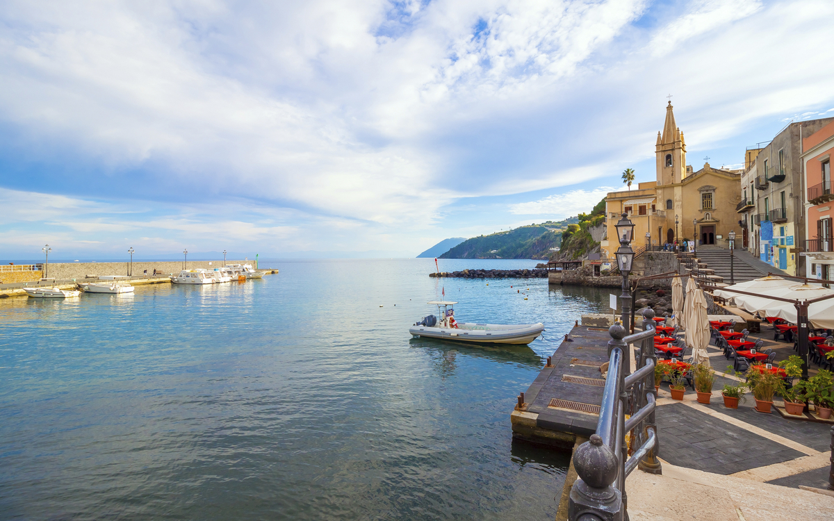 Hafen von Lipari, Italien