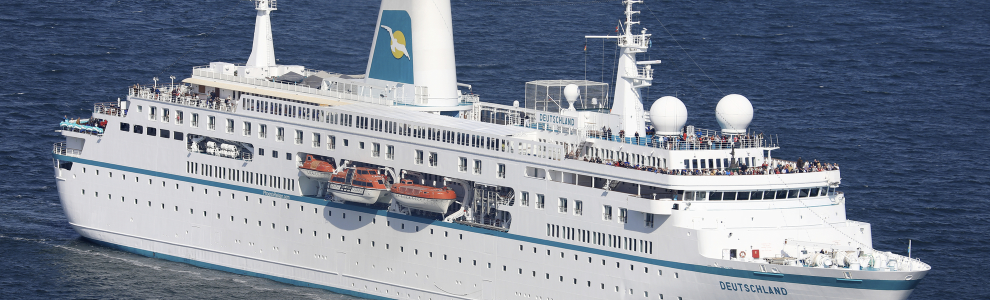 MS Deutschland auf hoher See