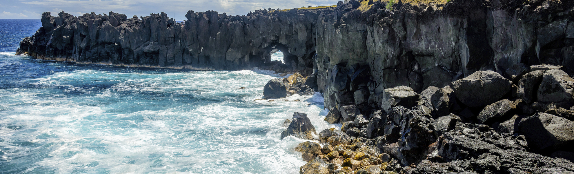 Felsenküste von La Reunion