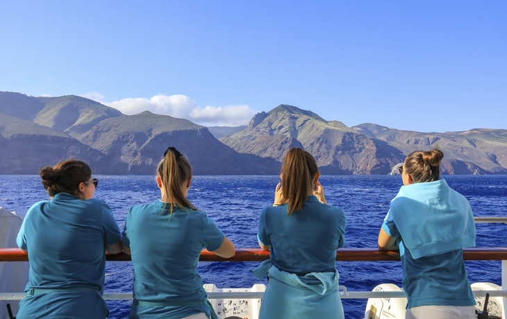 MS Artania vor Jamestown