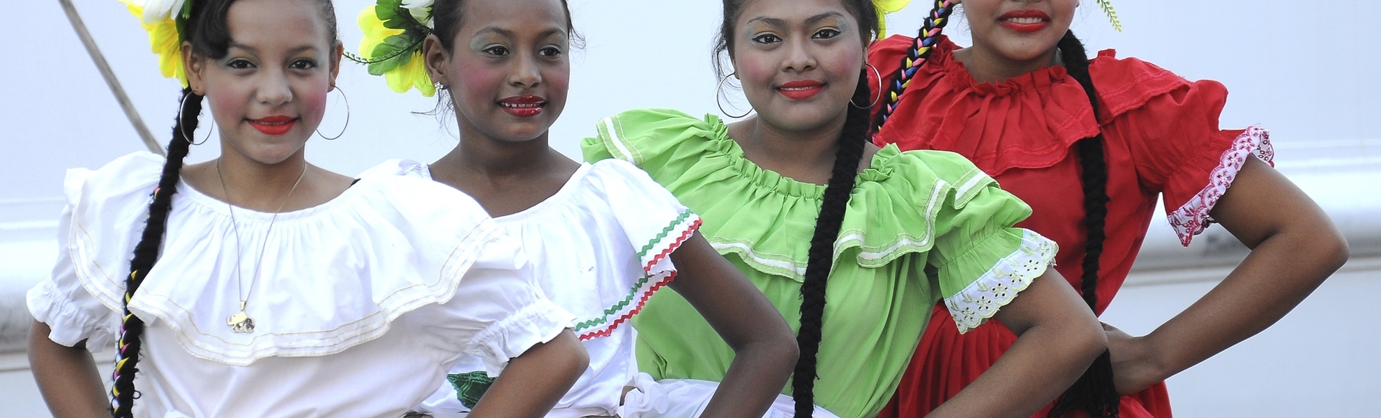 Traditionell gekleidete Frauen, Nicaragua