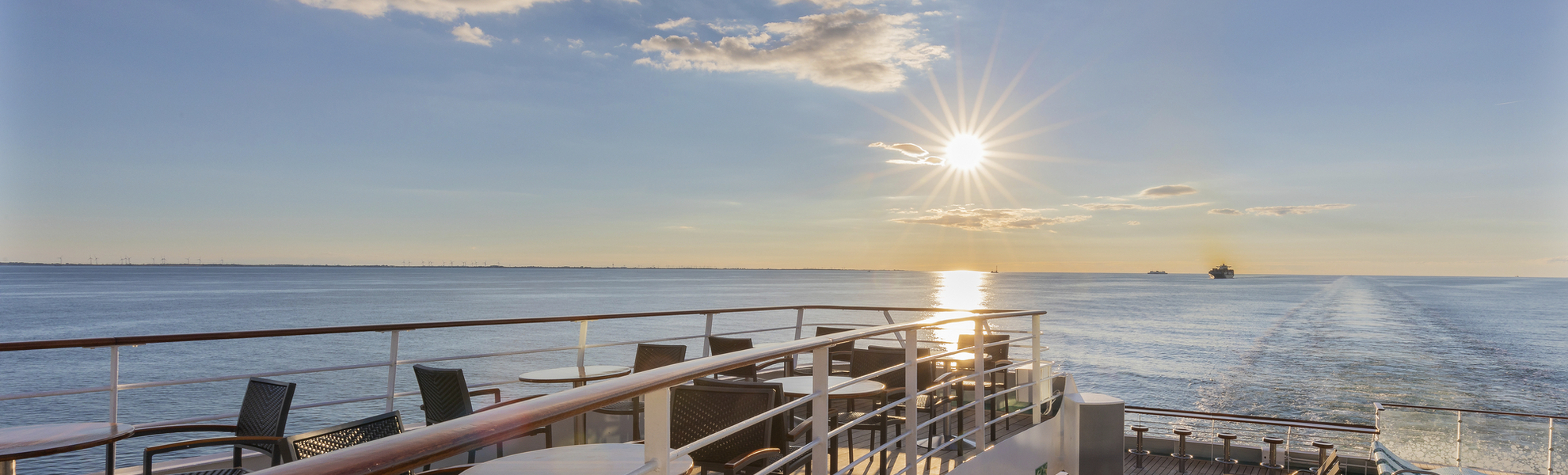Abendstimmung an Deck, MS Amadea