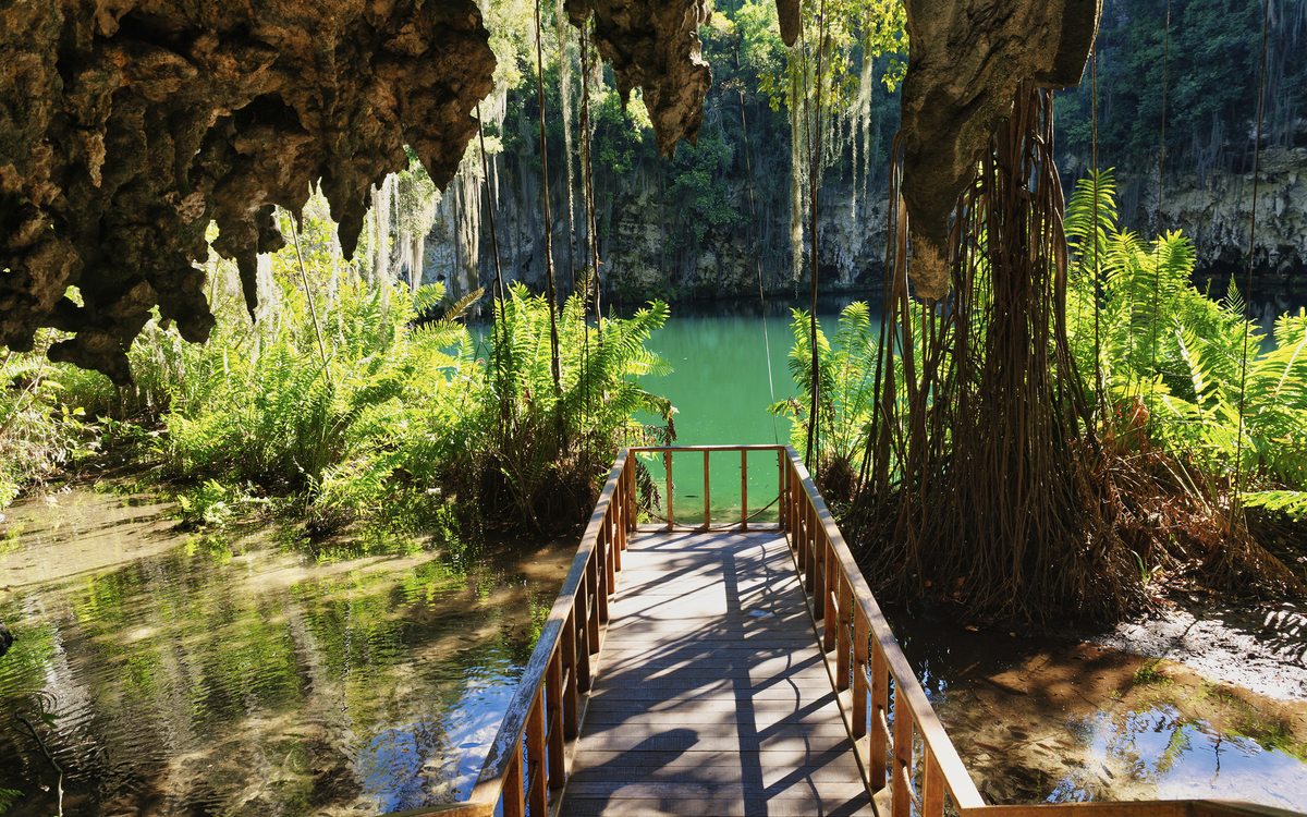 Nationalpark Los Tres Ojos
