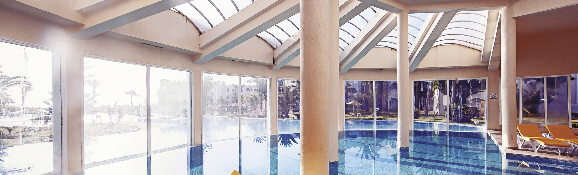 Mahdia Beach, Pool Innen