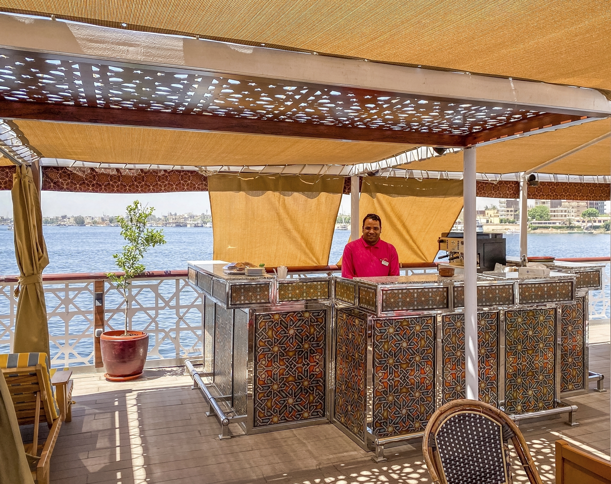 Club Vision First Class, Sonnendeck