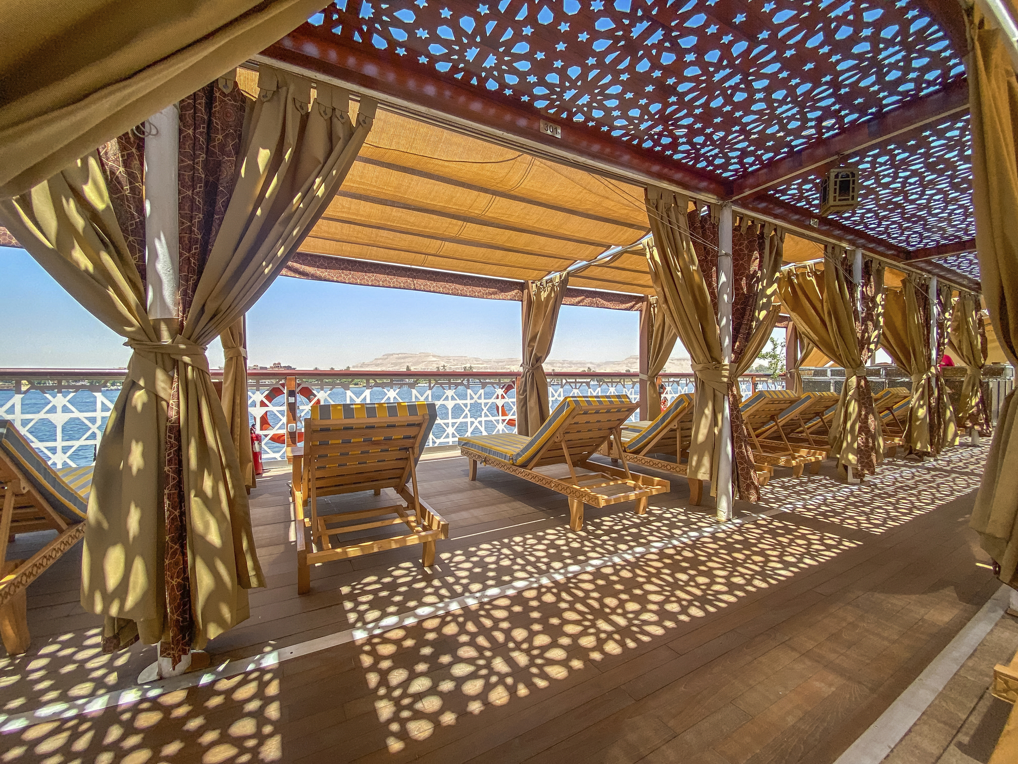 Club Vision First Class, Sonnendeck