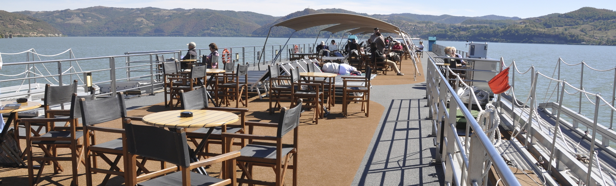 Sonnendeck der MS Gloria