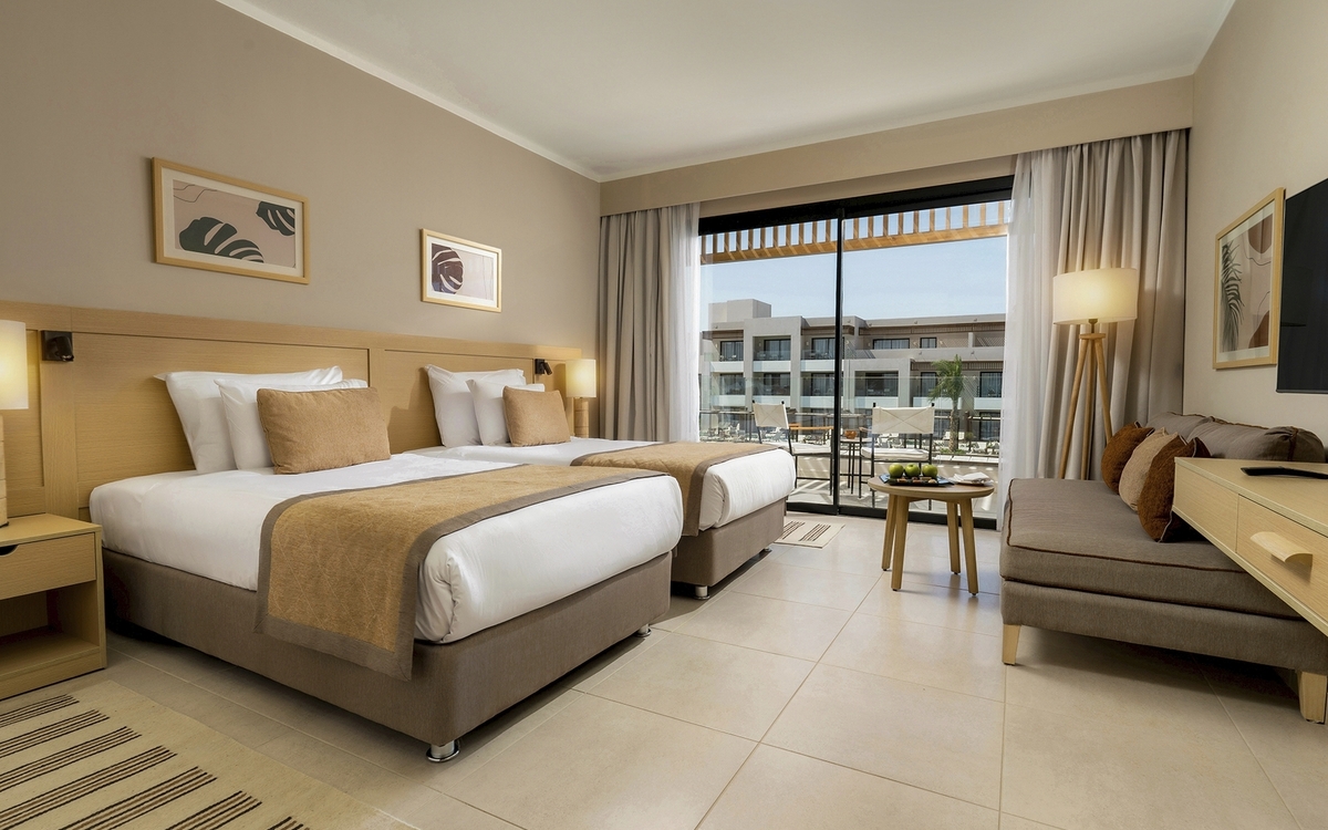 Beispiel Superiorzimmer Poolblick