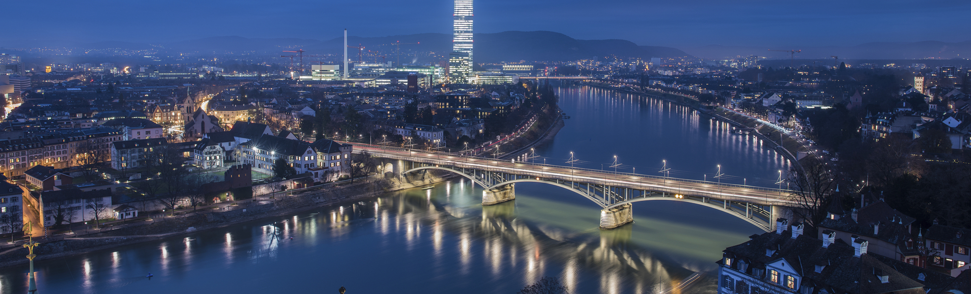Basel bei Nacht, Schweiz