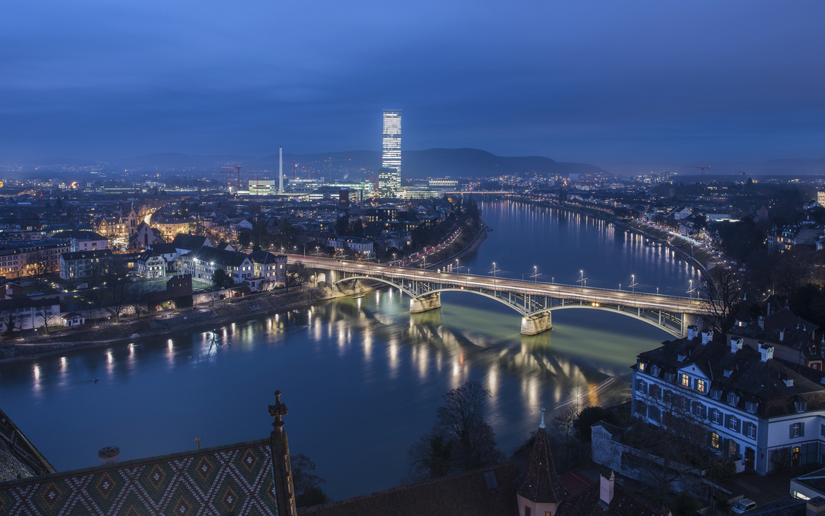 Basel bei Nacht, Schweiz