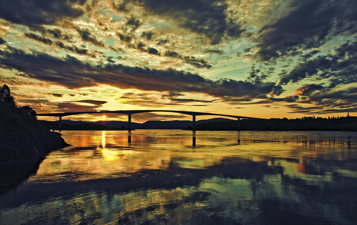 Saltstraumen Brücke in Bodo, Norwegen