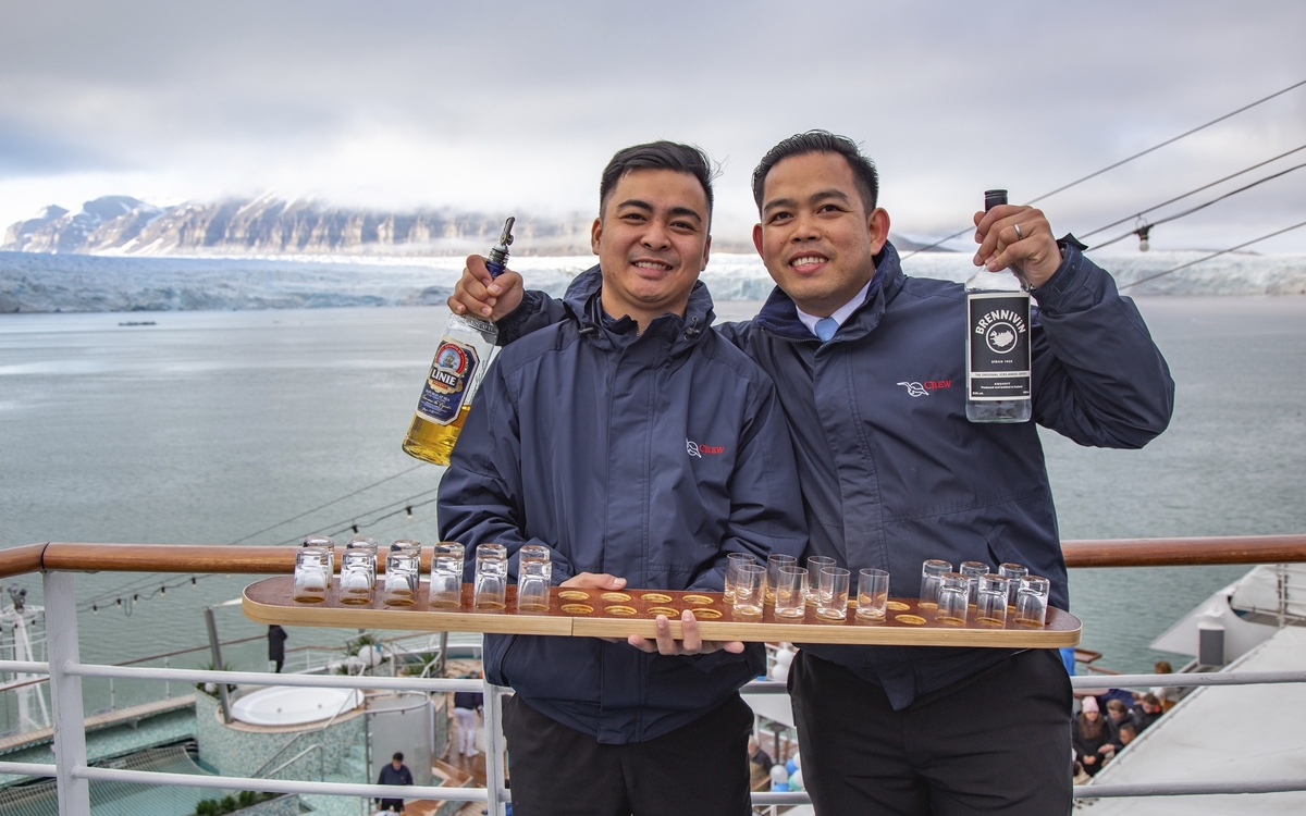 MS Amadea im Tempelfjord