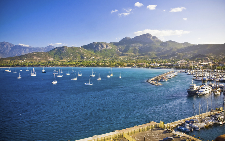 Hafen von Calvi auf der Insel Korsika, Frankreich