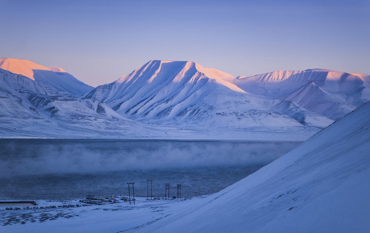 Sonnenuntergang über Spitzbergen