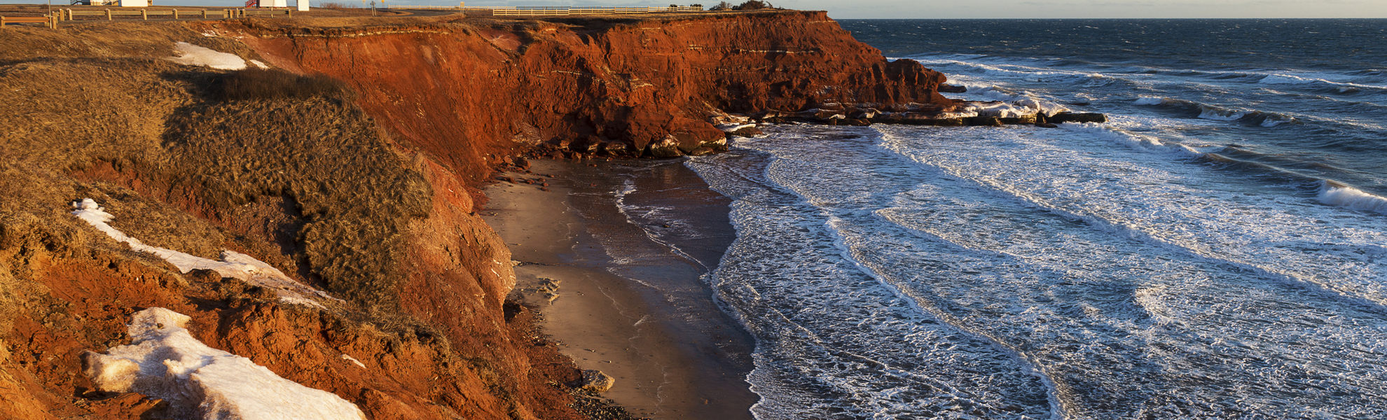 Der Anse-a -la-Cabane Leuchtturm auf der Île-du-Havre-Aubert, Kanada