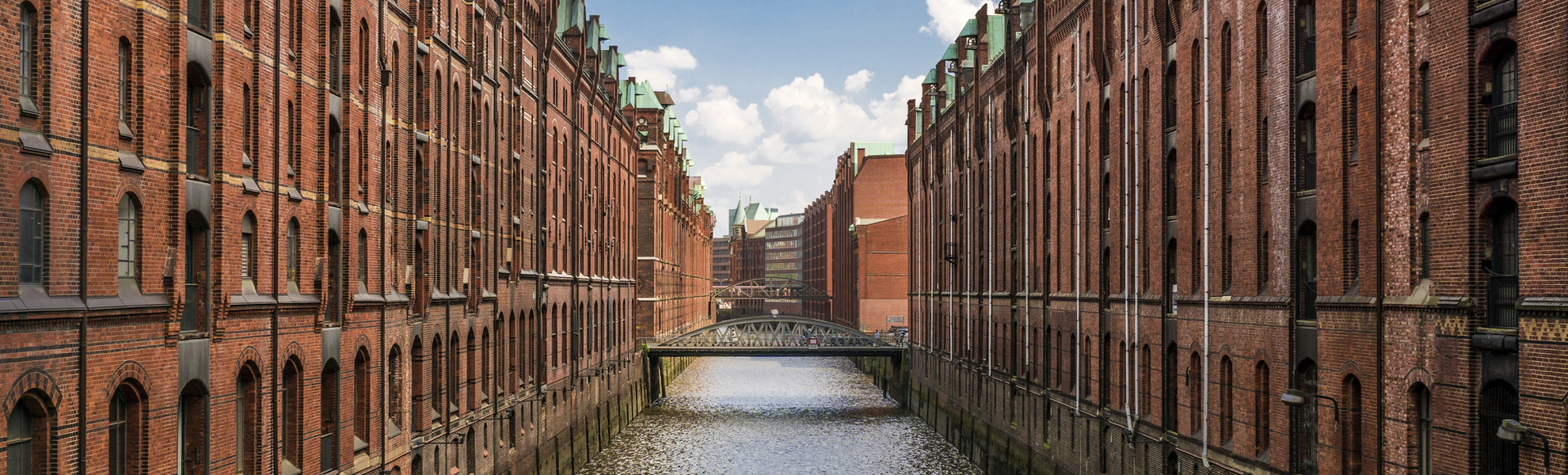 Kanal in der Speicherstadt Hamburg, Deutschland