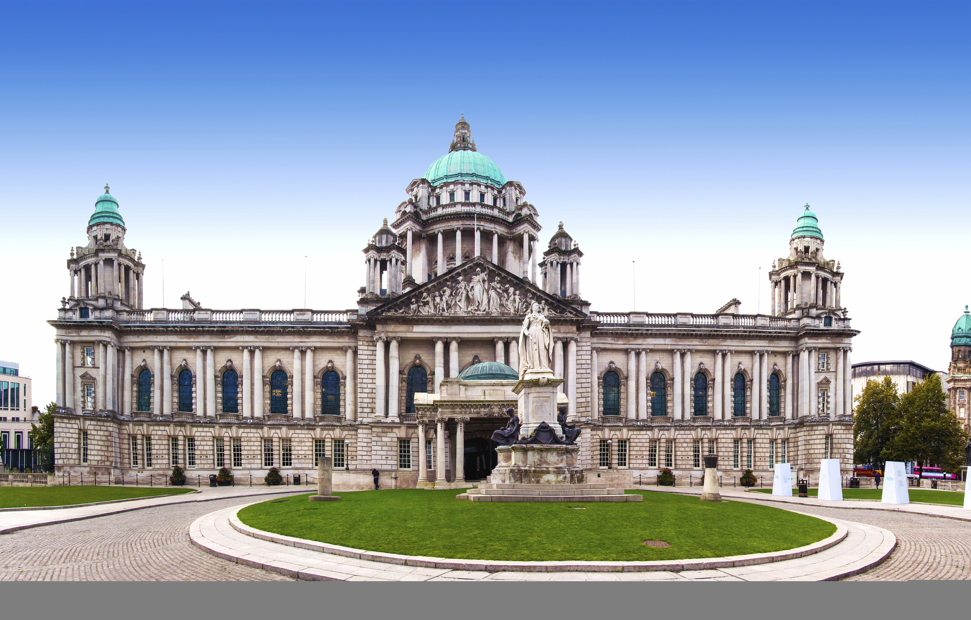 Rathaus auf dem Donegall Platz in Belfast, Irland