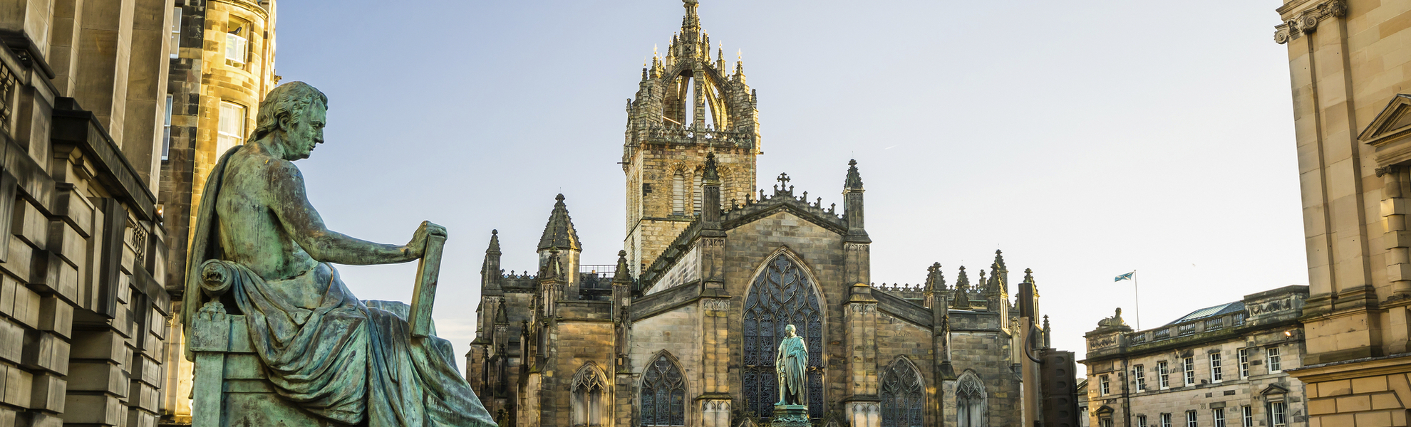 Statue an der Royal Mile in Edinburgh
