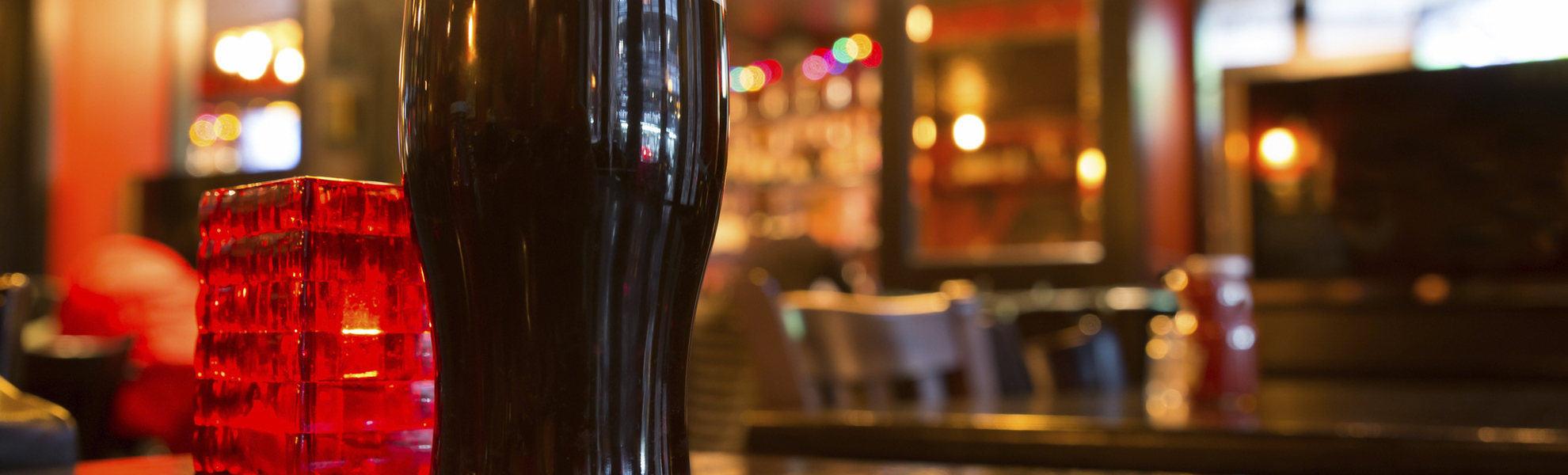 Glas Bier in einem irischen Pub