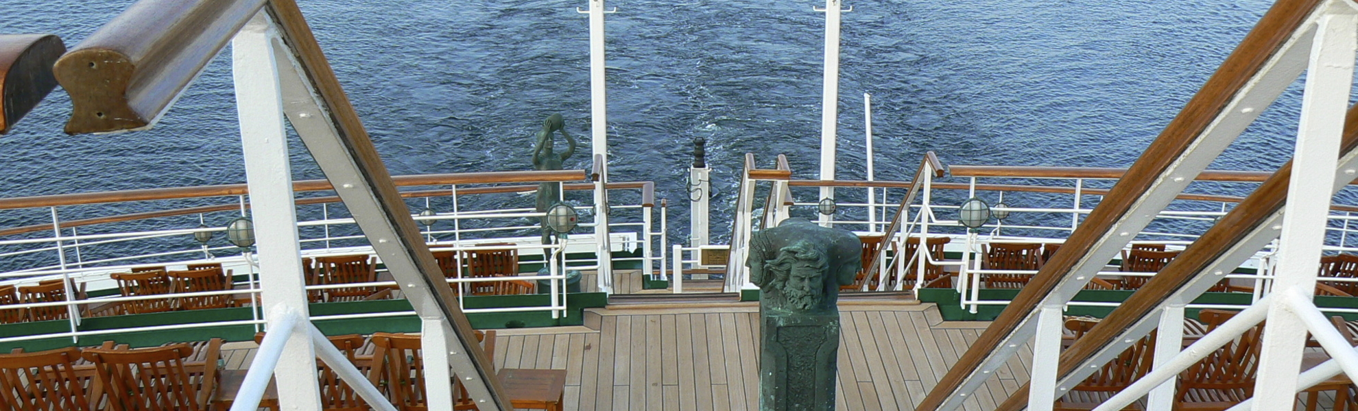 Sonnen-Terrasse der MS Deutschland