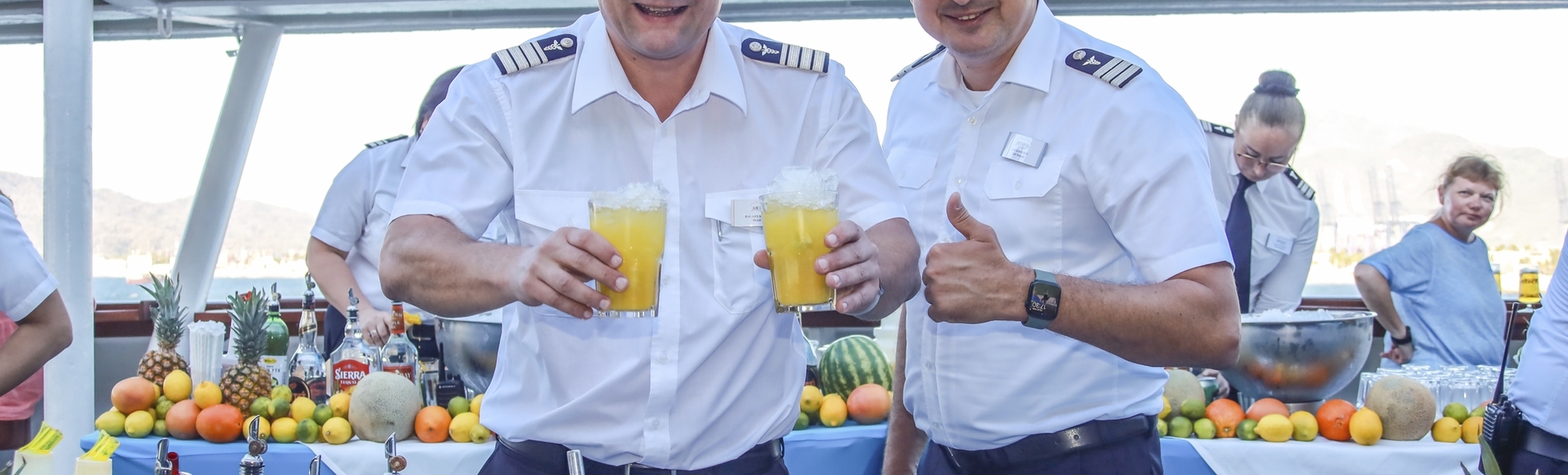 Offiziers Shaken auf MS Artania