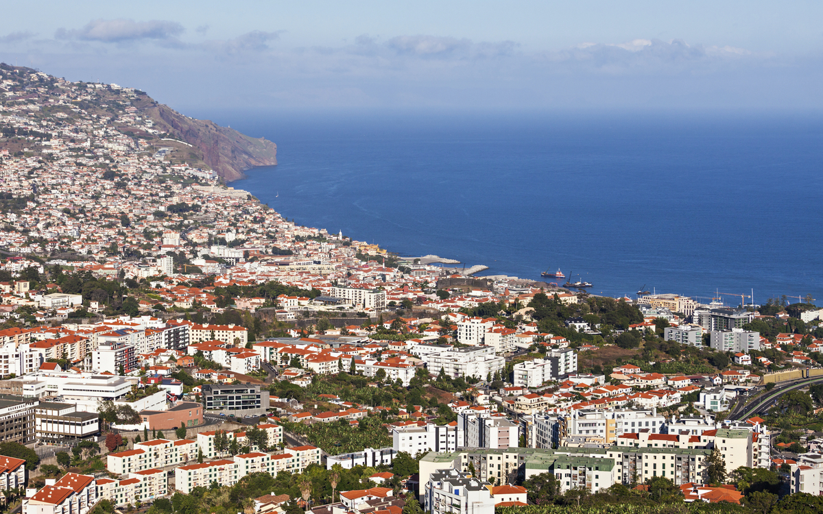 Blick auf die Stadt Funchal, Madeira, Portugal