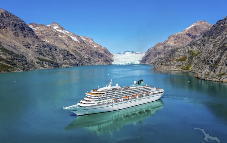 MS Amera im Prins Christian Sund