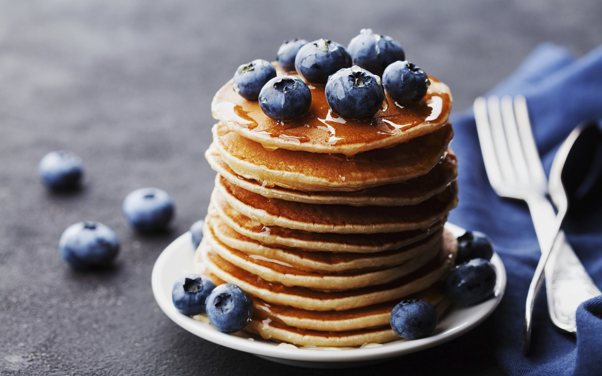Pfannkuchen mit Blaubeeren