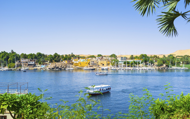 Blick über den Nil auf die Kitchener Insel in Ägypten