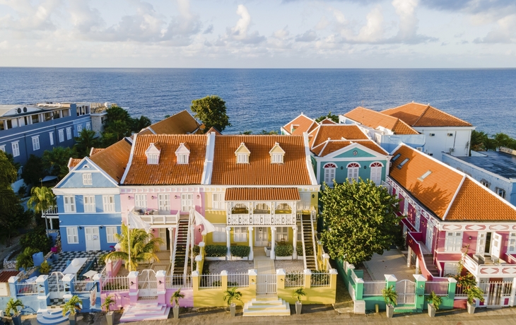 Curacao, Otrobanda