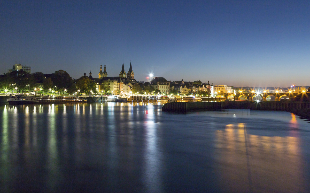 Koblenz bei Nacht