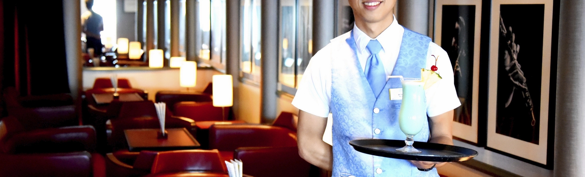 Harry's Bar auf der MS Amadea nach der Werft