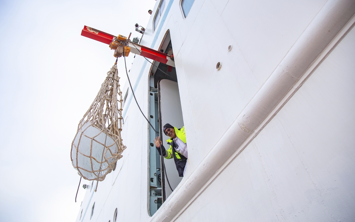 MS Amadea im Tempelfjord