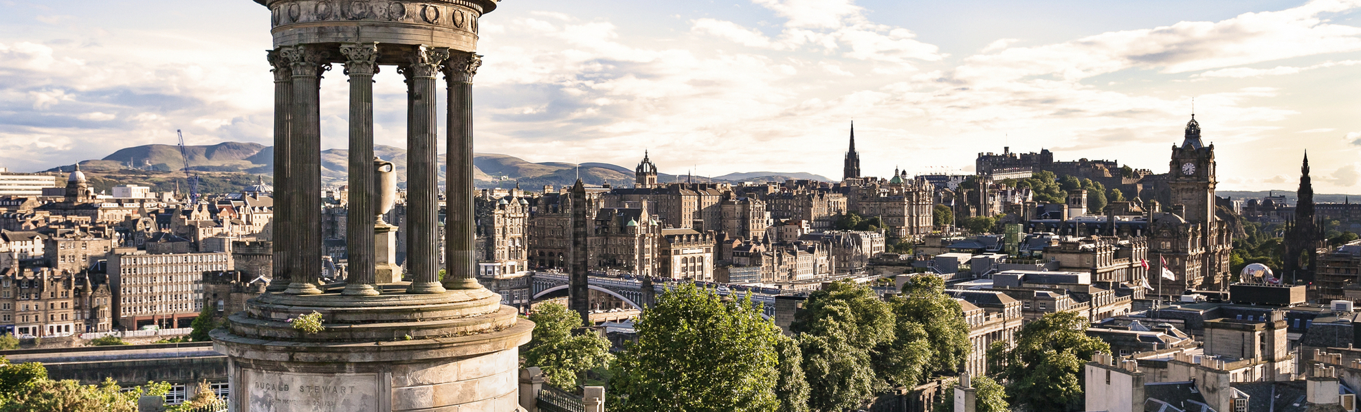 Blick auf Edinburgh vom Calton Hill, Schottland