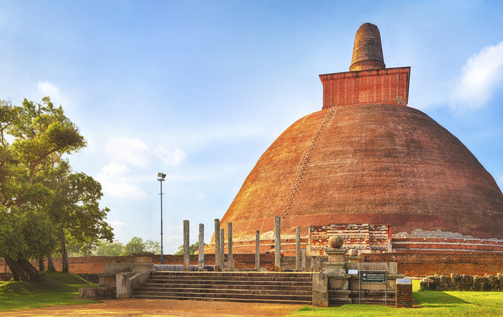 Jetvanaramaya Dagoba der Tempelanlage Sri Magabodhi, Sri Lanka