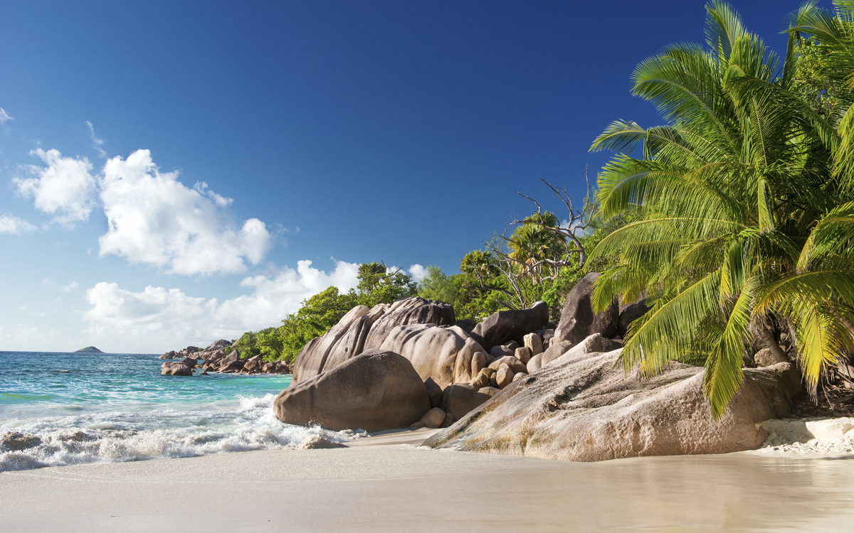 Küste von Praslin, Seychellen