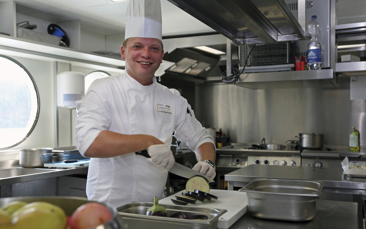 Küche auf MS Anesha