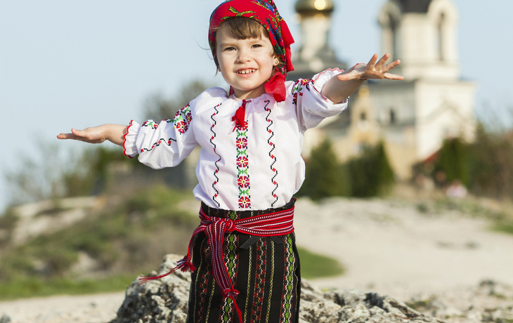 Kind in Landestypischer Tracht