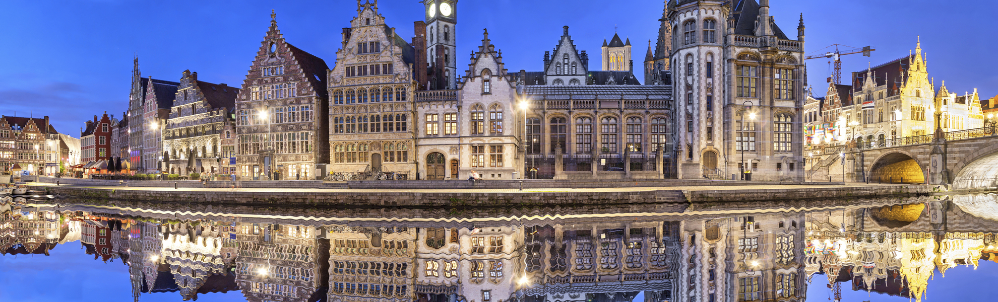 Skyline von Gent im Abendlicht
