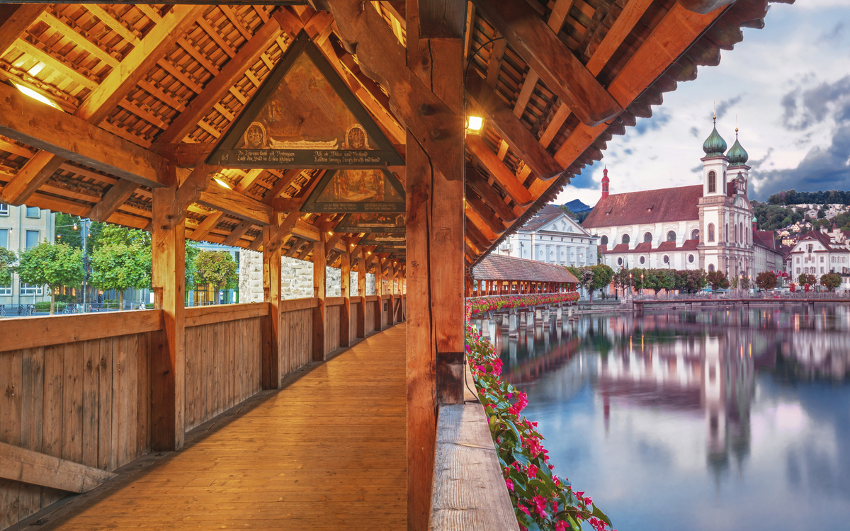 Vierwaldstatter Kirche in Luzern, Schweiz
