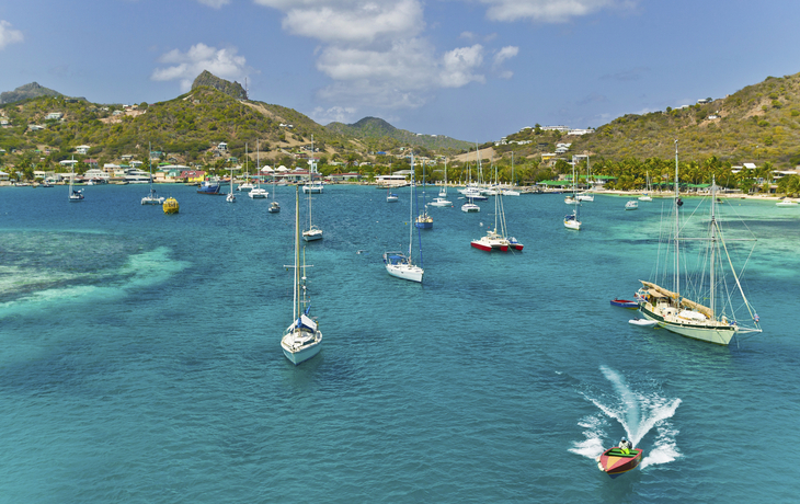 Hafen in Port Elizabeth, Saint Vincent