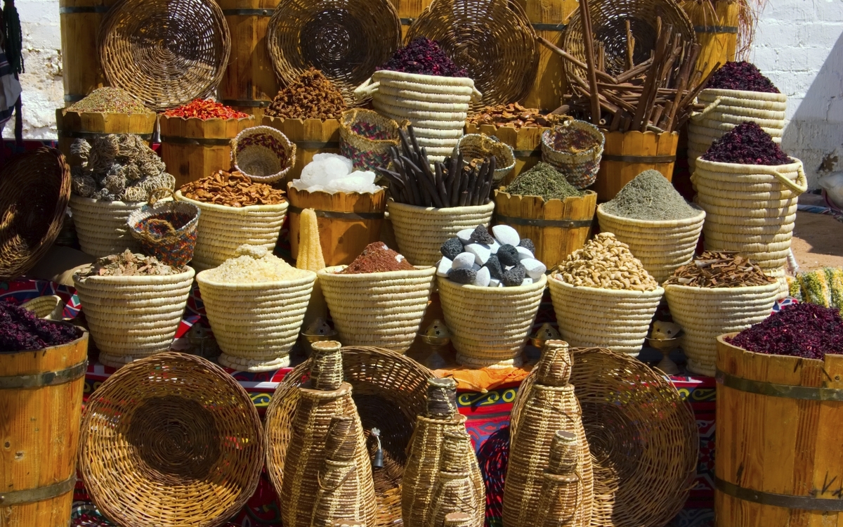 Gewürzstand auf einem Markt in Ägypten