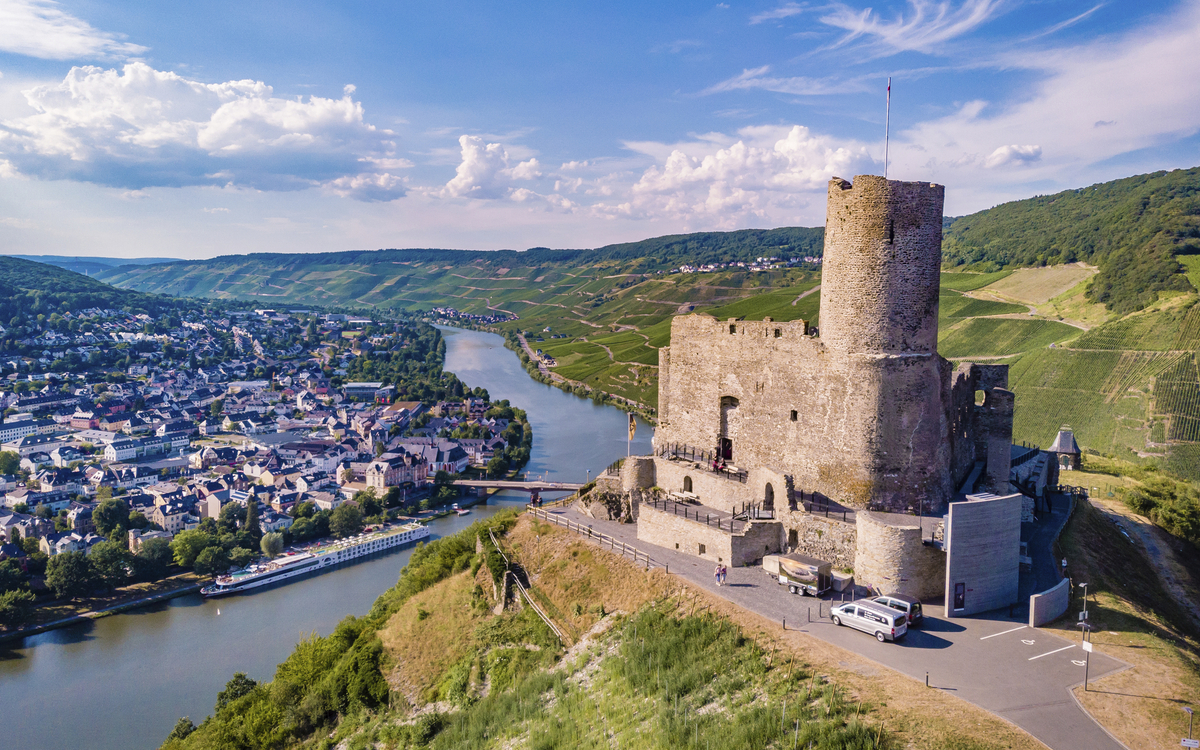 Burgruine Landshut in Berndkastel-Kues, Deutschland