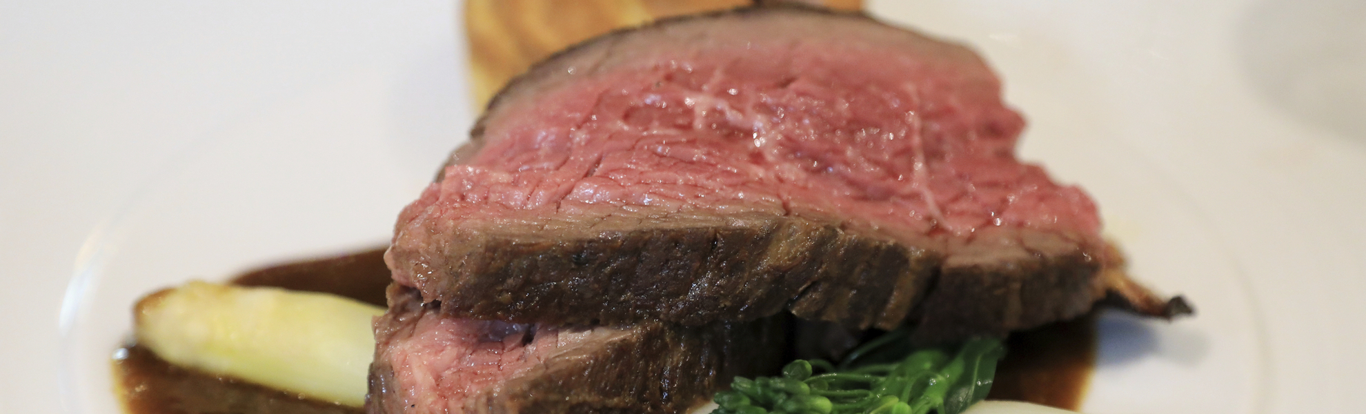 zartes Rinderfilet mit Spargel