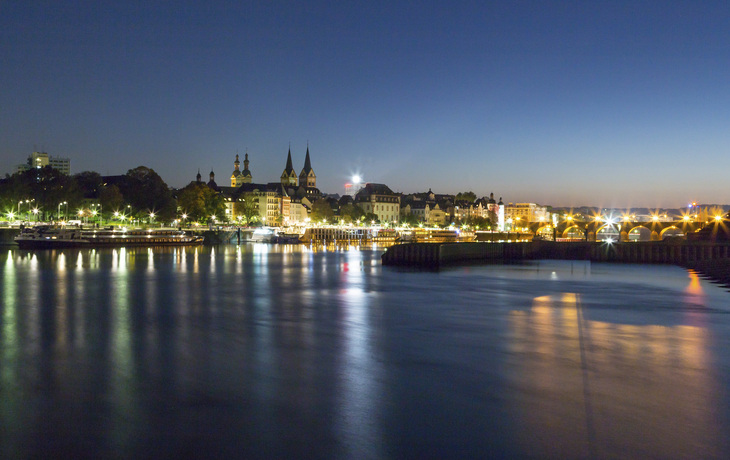 Koblenz bei Nacht