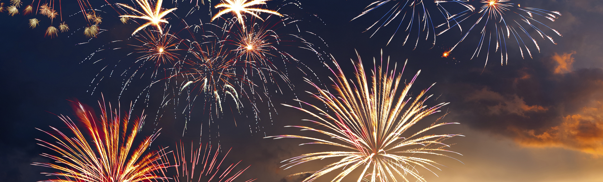 prachtvolles Höhenfeuerwerk