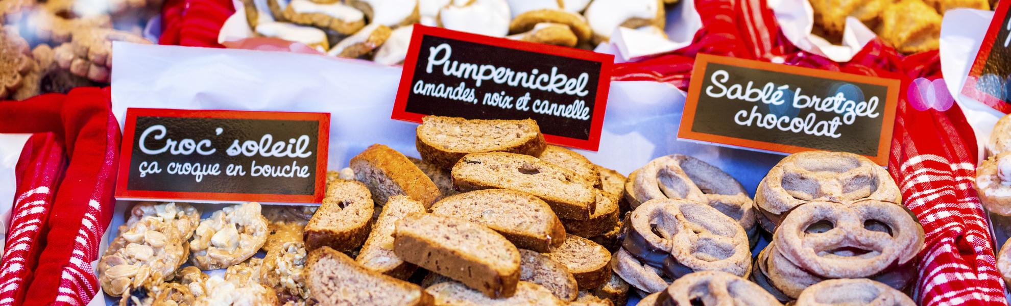 Gebaeck auf dem Weihnachtsmarkt, Frankreich