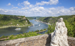 Loreley Statue in St. Goarshausen, Deutschland