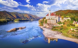 Schloss Schönbühel