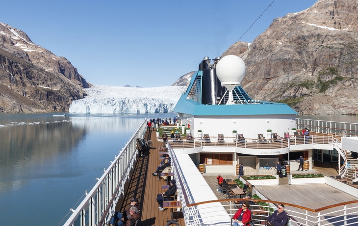 MS Amera im Prins Christian Sund